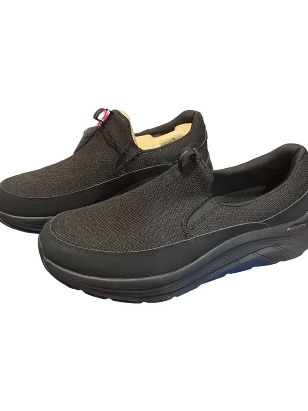 Sz.12*NWT-Skechers*Relaxed Fit Arch Comfort Mens Black Slip On Sneakers 66751S